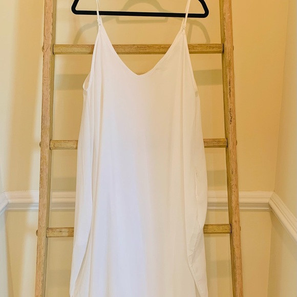White Maxi Dress - Picture 2 of 2